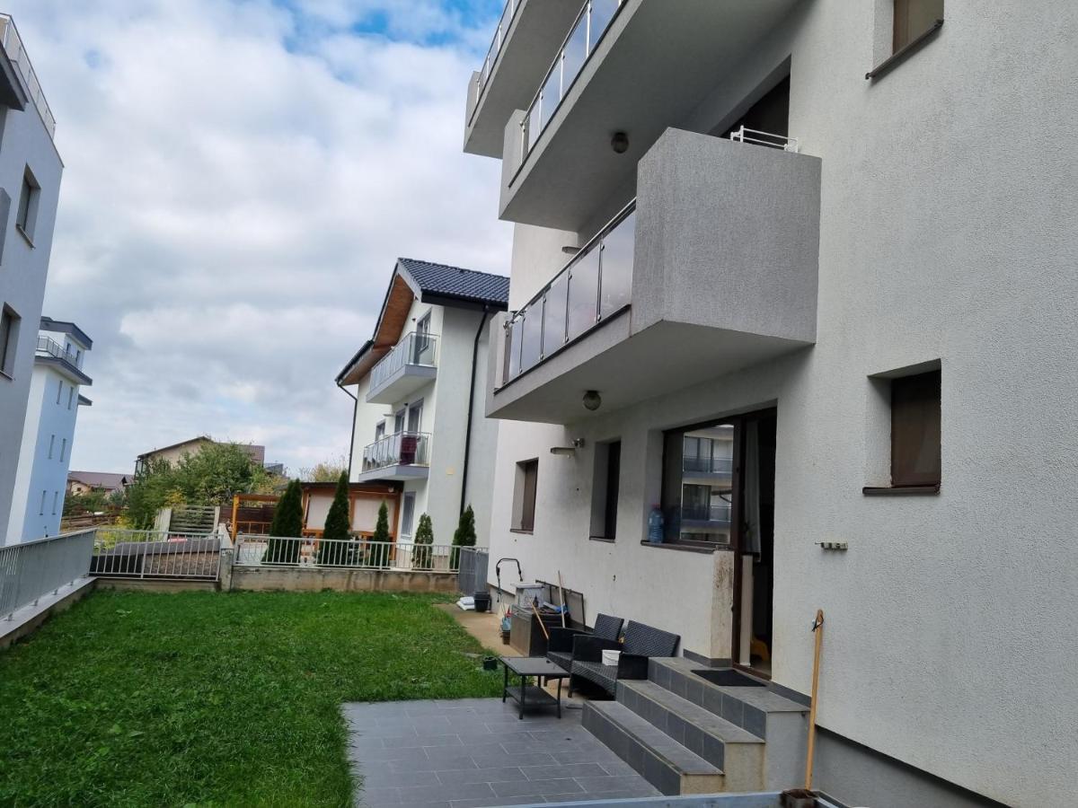 شقة Apartament Mon Jardin - ياش المظهر الخارجي الصورة